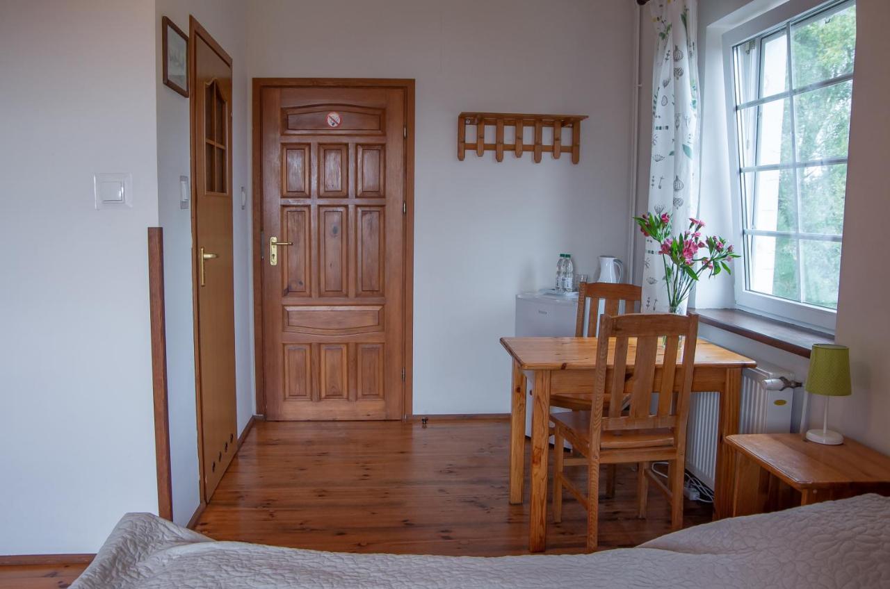 Folwark Luknajno Nad Jeziorem Sniardwy Gospoda Dziedzictwo Kulinarne Warmia-Mazury Mikołajki Ngoại thất bức ảnh