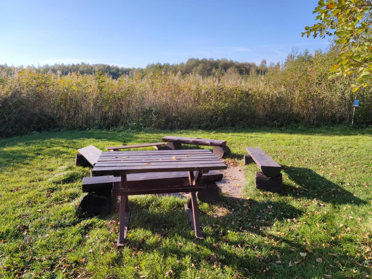Folwark Luknajno Nad Jeziorem Sniardwy Gospoda Dziedzictwo Kulinarne Warmia-Mazury Mikołajki Ngoại thất bức ảnh