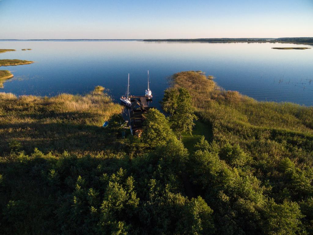 Folwark Luknajno Nad Jeziorem Sniardwy Gospoda Dziedzictwo Kulinarne Warmia-Mazury Mikołajki Ngoại thất bức ảnh