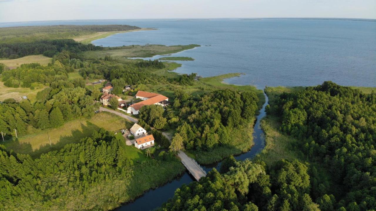 Folwark Luknajno Nad Jeziorem Sniardwy Gospoda Dziedzictwo Kulinarne Warmia-Mazury Mikołajki Ngoại thất bức ảnh